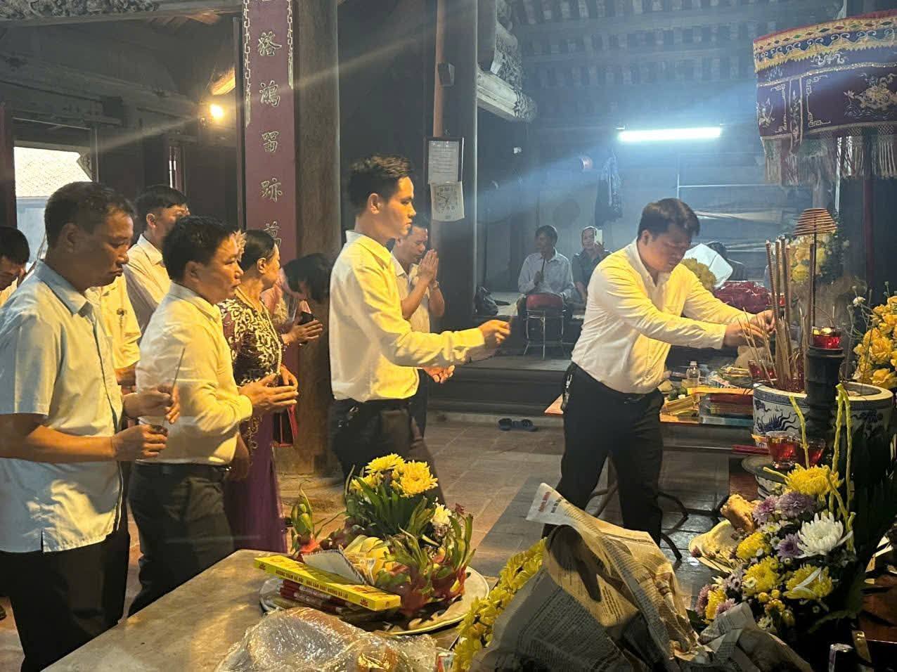 anh tin bai